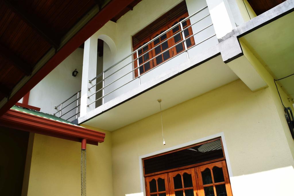 Saffron Guest Inn Polonnaruwa Exterior photo