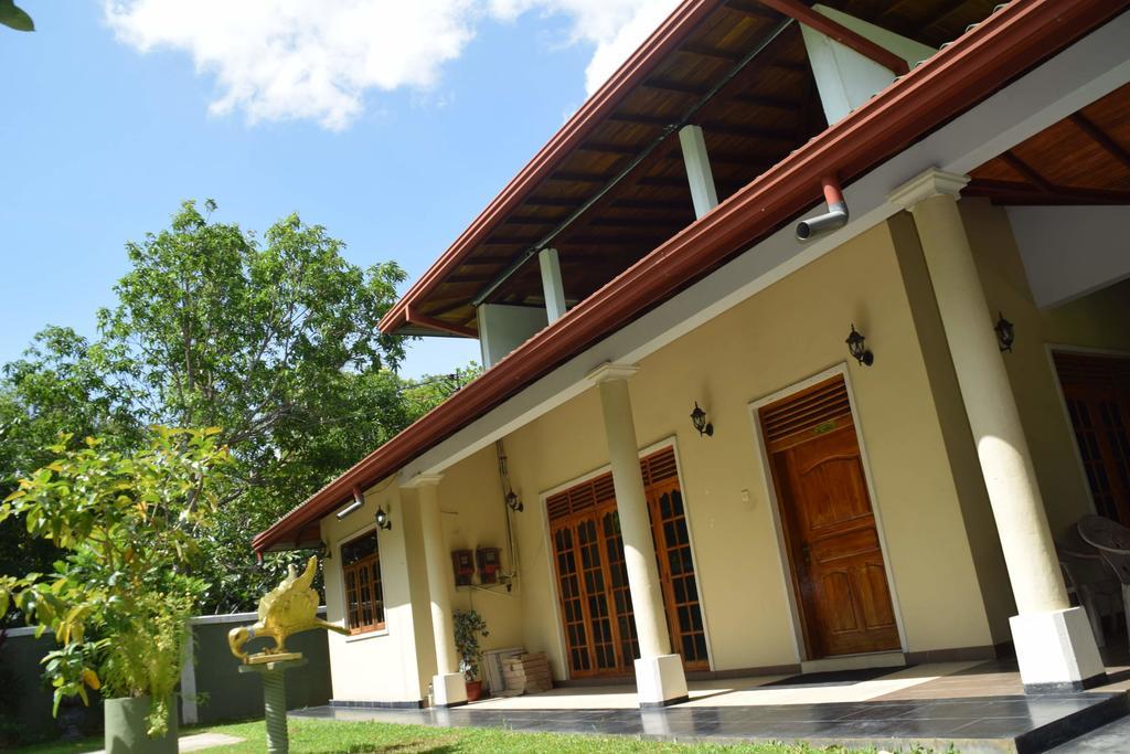 Saffron Guest Inn Polonnaruwa Exterior photo