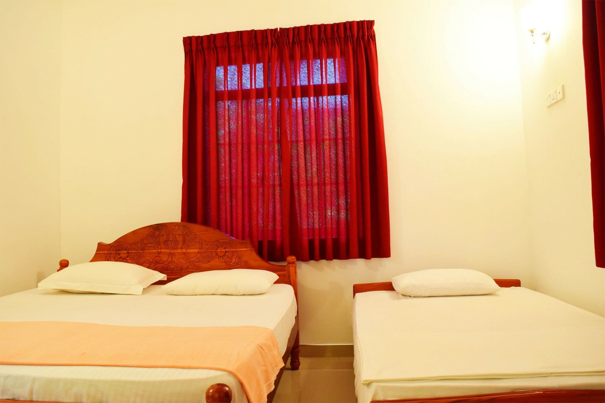 Saffron Guest Inn Polonnaruwa Exterior photo